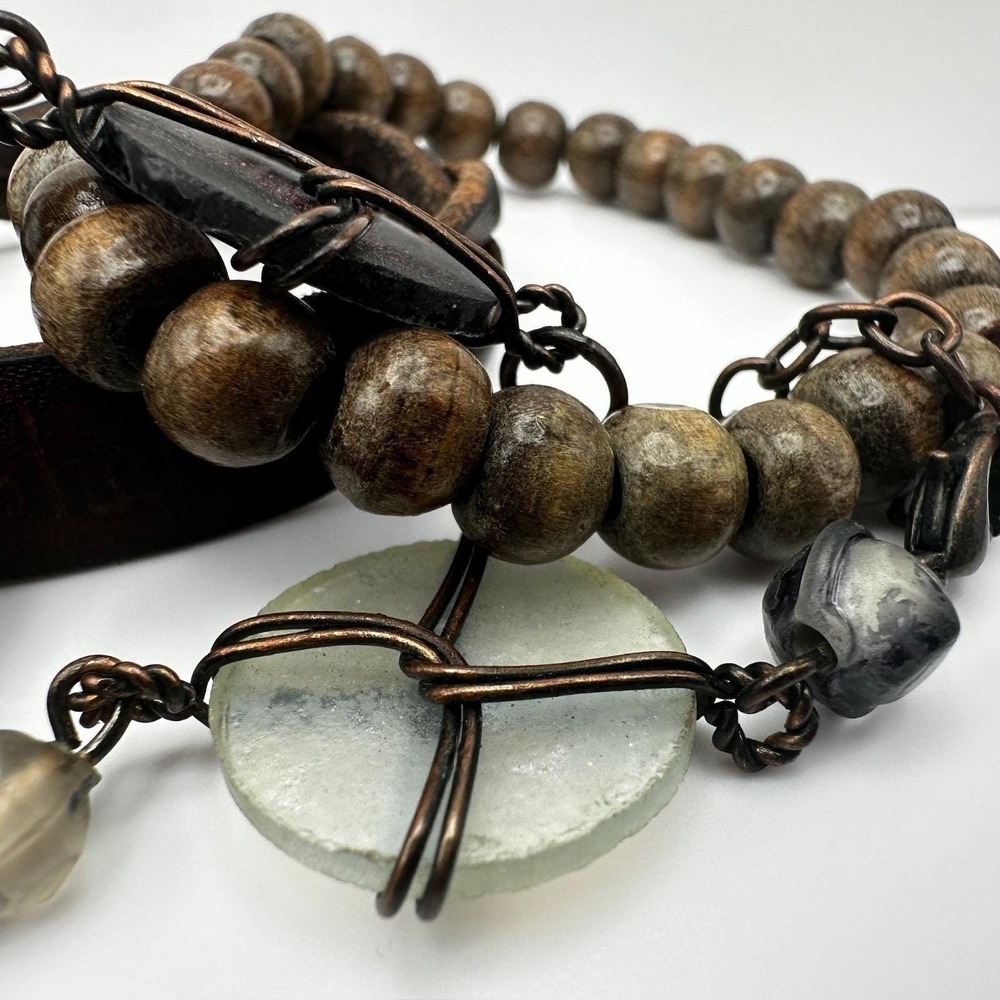 Vintage 80s Boho Layer Leather & Wood Bead Bracelets Wire-Wrapped Charms Jewelry - Picture 6 of 13